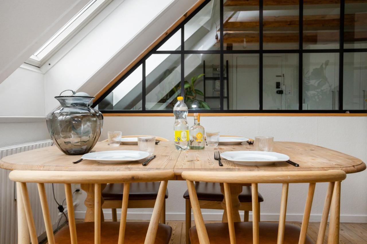 Come Stay In Penthouse With Room For 2-People Århus Buitenkant foto