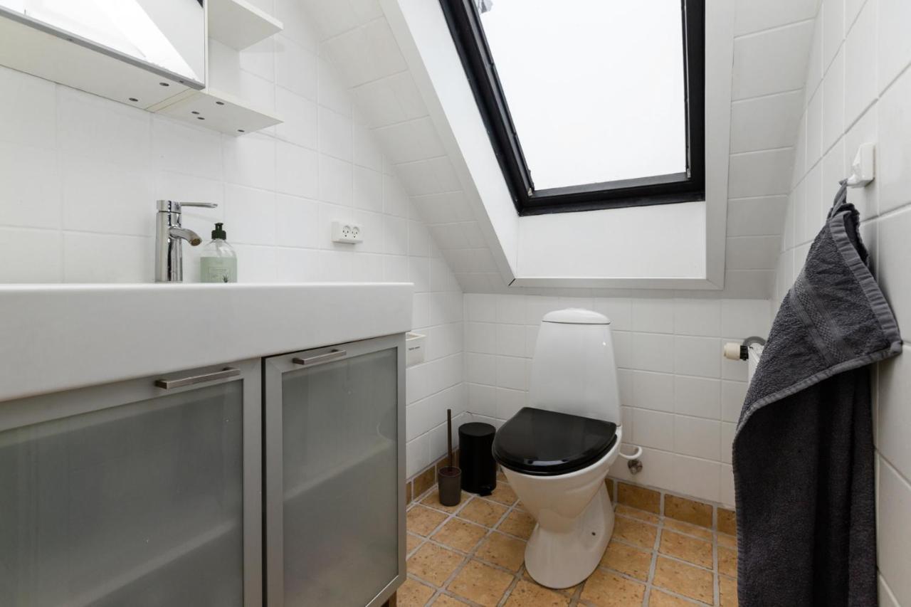 Come Stay In Penthouse With Room For 2-People Århus Buitenkant foto