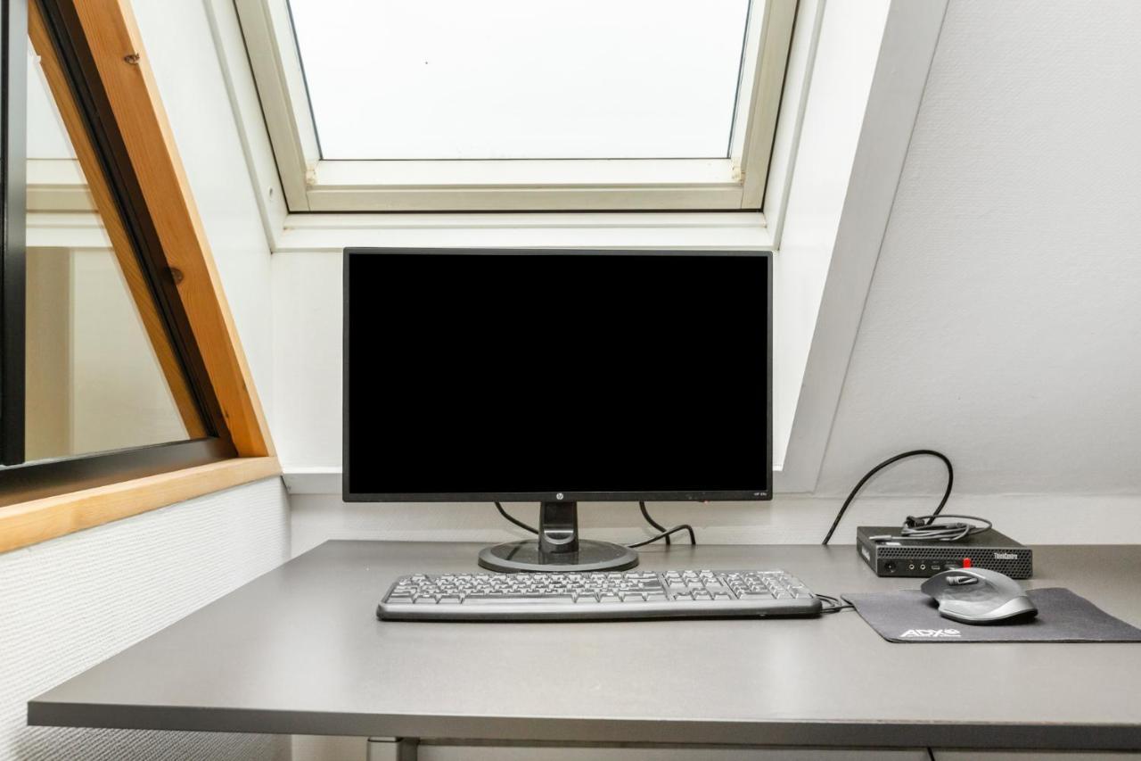 Come Stay In Penthouse With Room For 2-People Århus Buitenkant foto